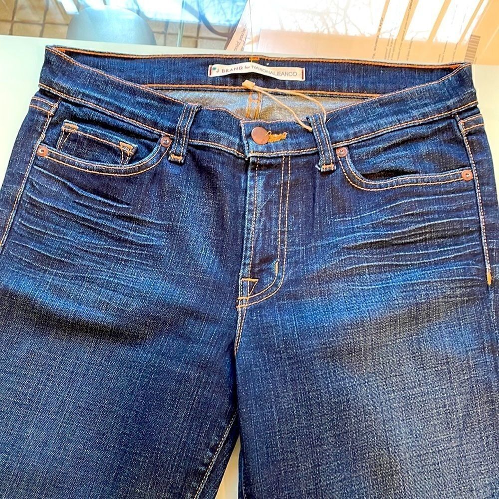 J brand jeans 29 dark blue wash light stretch